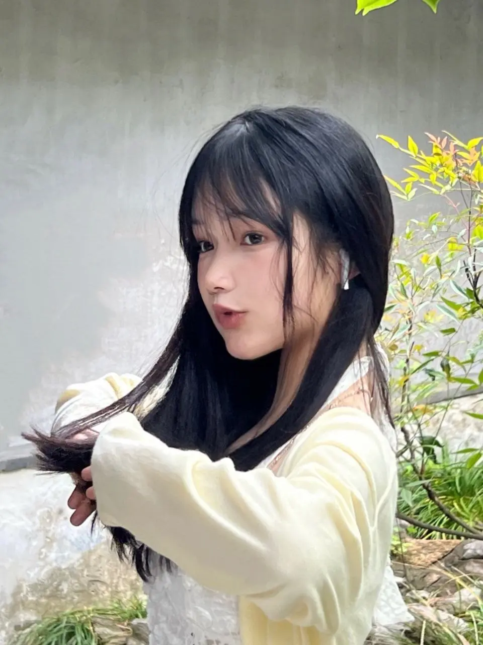颜值非常耐看的高中生