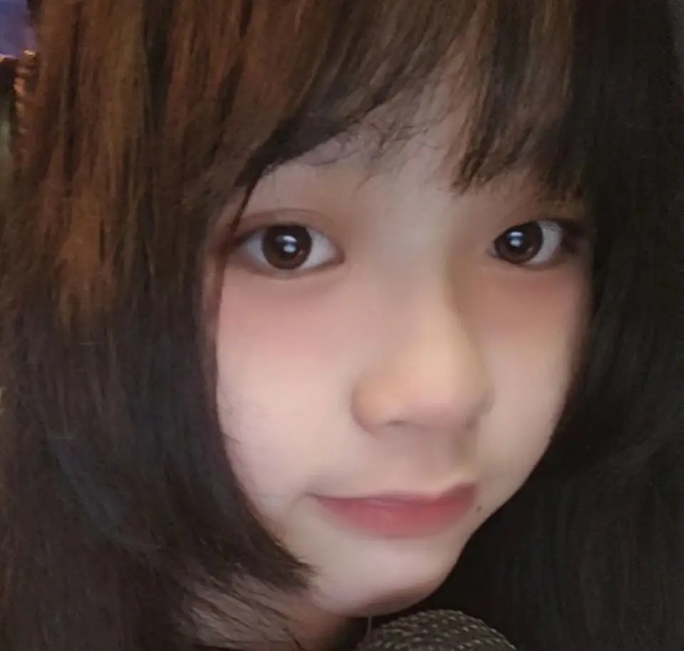 短发小萝莉私拍小视频流出