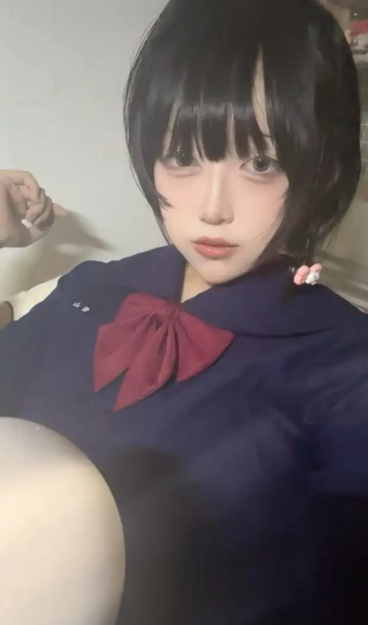 非主流短发萝莉, 美乳嫩穴 情趣女仆白丝真空开档