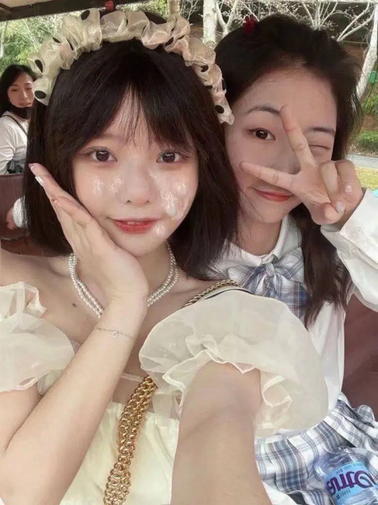 专清纯学生妹 短发萝莉 李秋玥 超级反差婊
