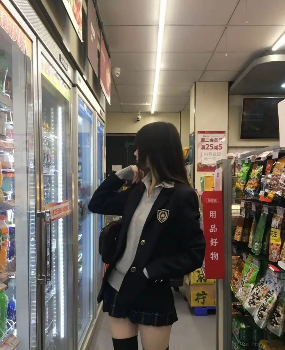 超级可爱的粉嫩富家女和前男友的性爱视频惨遭流出泄密