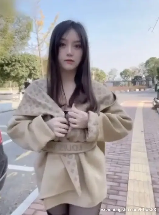 富哥户外调教极品高颜反差婊