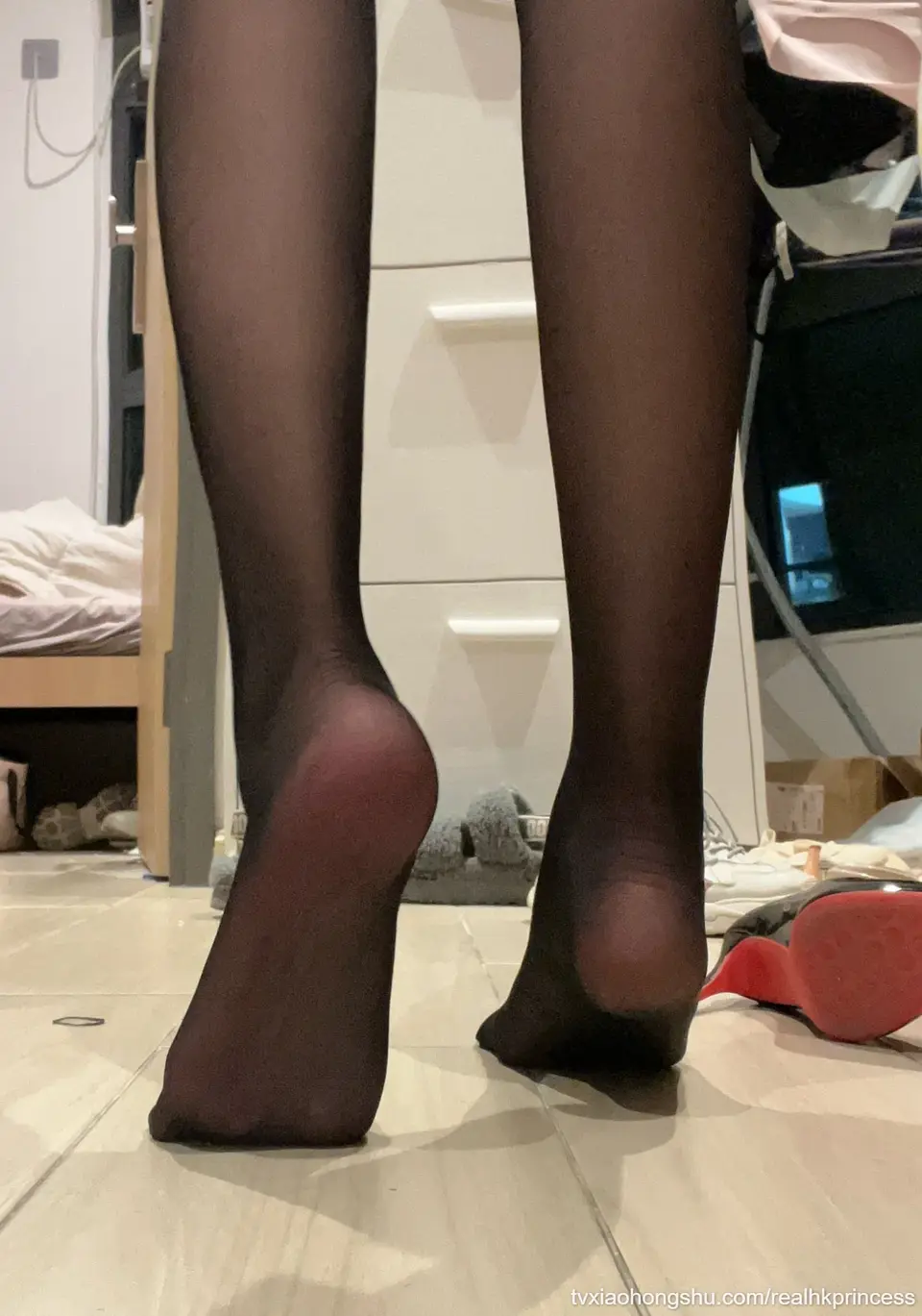 不知道会不会有人喜欢黑丝足底