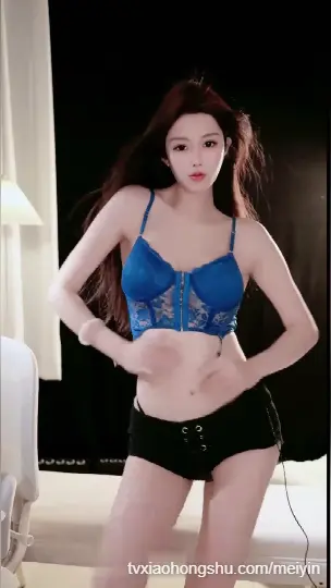 主播_花三三 | 蓝色蕾丝胸衣 长发性感骚舞