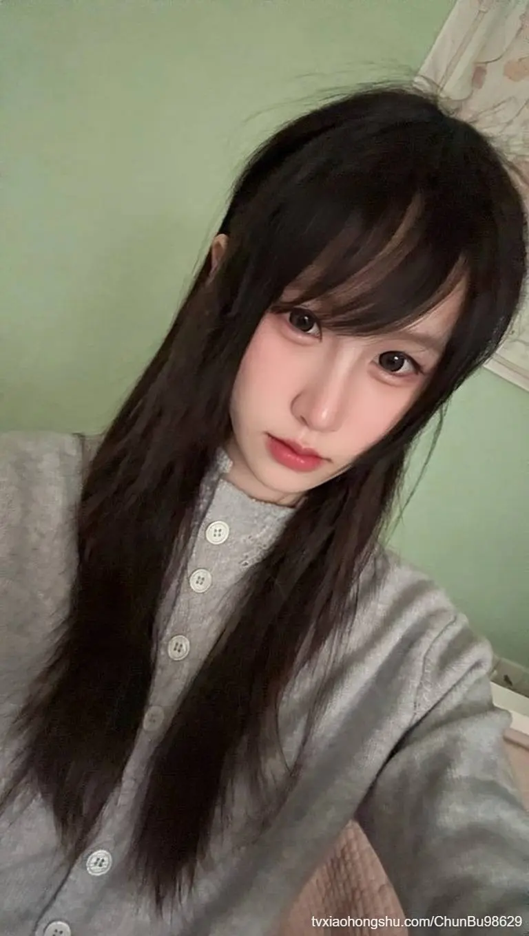 喜欢直发还是盘起来的我呢
