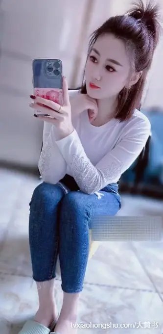黑龙江服装店D奶大嫂背着老公和小叔子偷时
