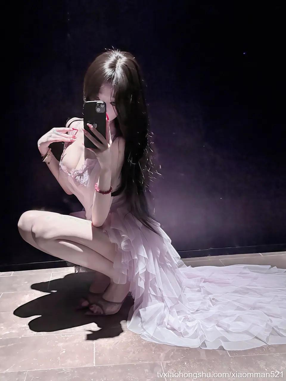 哥哥  我的腿够迷人么？