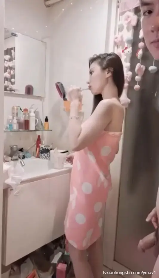 高颜值反差美女 天使的诱惑 性感睡衣无套内射 真实的高潮呈现