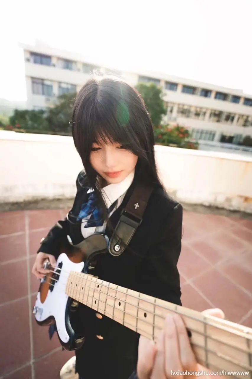 浙江音乐学院 吉他女神 不雅视频 顶尖口活穴肉痉挛吸吮肉棒 全程露脸实录 真实性毋庸置疑！