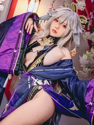 Messie Huang - Yae Alter