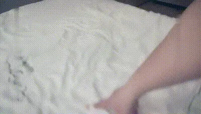 【七天极品探花】赵总代班白衣高颜值外围妹，美乳粉B没草几下起争执没搞了 动图预览