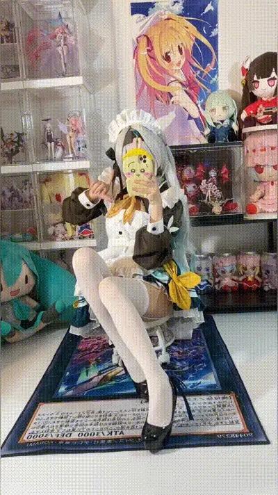 『白栎Shirly』cos崩坏：星穹铁道 流萤女仆 动图预览