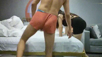 【隔壁老王】探花巨乳骚熟女掏出大奶子吸吮扛起双腿爆操_2025-10-27_13-22-47 动图预览