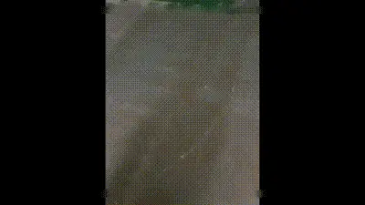 网爆热门事件,两男灌醉妹子开房都不愿意直接在停·车场搞起来,妹子一直不要还是被两畜生轮操 动图预览