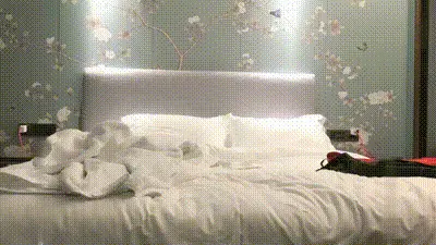 【小宝寻花】精品作之童颜大奶萌妹_童颜巨乳JK妹身材不与年龄配 动图预览
