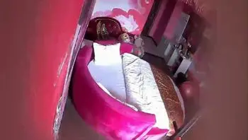 年轻人激情无限话不多说拉上窗帘脱光就开干