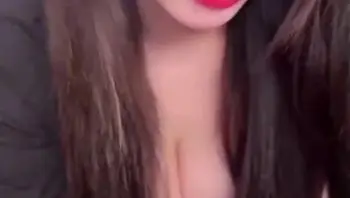 【完美露脸操反差母狗】巨乳熟女，舔鸡巴的表情太反差了，自己主动坐上来，太会扭屁股，动一下都想射！