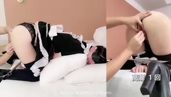 骚女喜欢被抚摸 Yumilewd TW