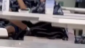 陕西职业技术学院 大一新生男女 穿着军训服在饭堂当众亲嘴扣逼 全校沸腾！
