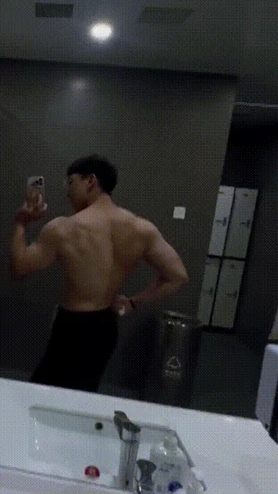 有人能给我当哑铃片吗😆 动图预览