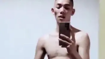 就我这根大屌不得操翻操尿你，来试试呗。