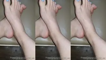 我的脚好看吗？有想舔？【fd_aej】