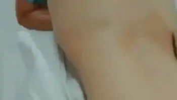 清纯美女 刘嘉莉 绿帽癖男友找单男上演3P 极品身材穿上情趣内衣与网袜真的好性感