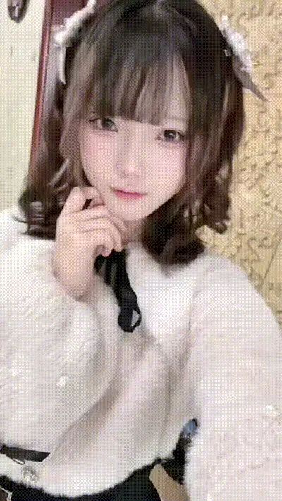 出门找闺蜜聚餐去了~ 动图预览