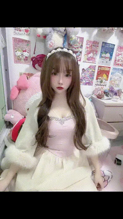 以后每天打卡，本人比较懒大家要多关注哦！ 动图预览