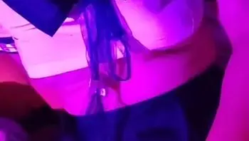 自慰让陌生人听