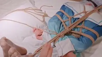 动不了……呜！？