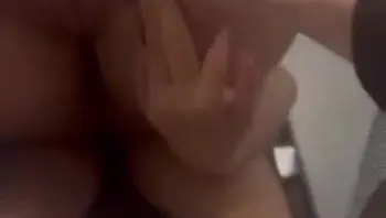 这么好的屁股，吃烟灰了