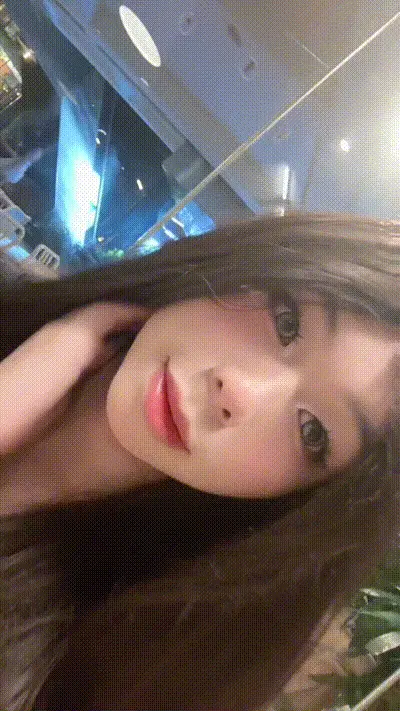 一脚给你就老实了🫦 动图预览
