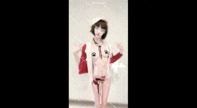 ( 饼饼大王). 推特 萝莉 二次元coser 动图预览