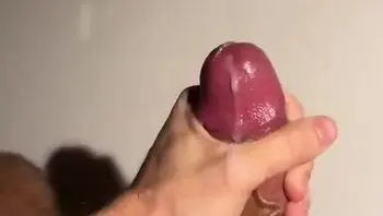 感觉被妓女羞辱也超级刺激啊，尤其是假奶妓女