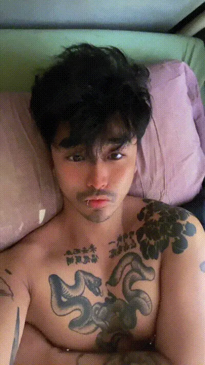 new nipple rings 新乳环到咯 开心 动图预览