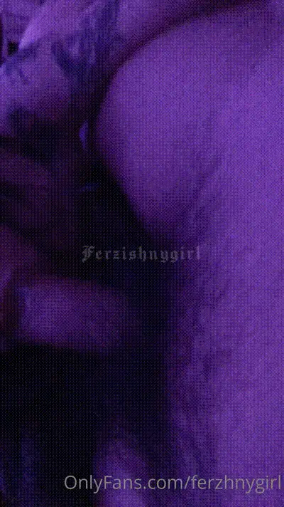给男主热情的口交深喉【ferzhnygirl】 动图预览
