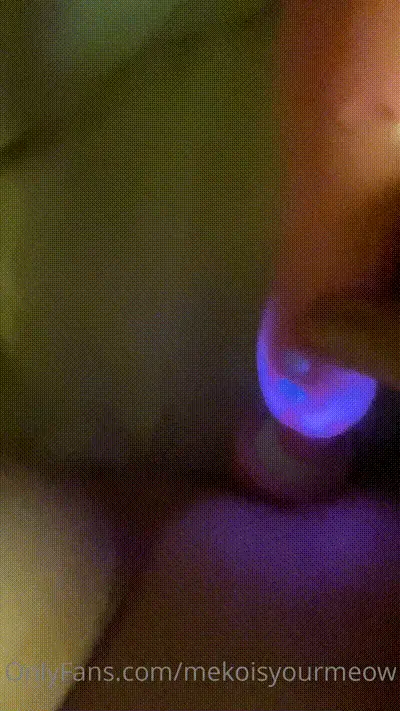 爱丽的粉色内衣【mekoisyourmeow】 动图预览