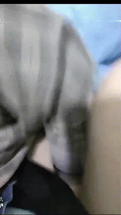 【女主播勾引陌生人】，接开干真刺激牛人 #清晰对话 真实勾引工地大叔 动图预览