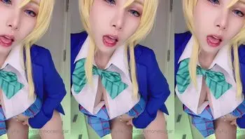 露脸揉奶自慰肥穴超诱惑。【armonesugar】