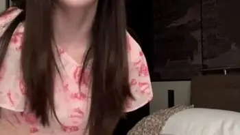 炮機狂插極品美女 讓她想要填滿小穴又得不到