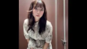 FC2PPV4742534 一名迷人的美容師是有受虐傾向 在戶外玩遙控震蛋淫水缺堤[Part1]