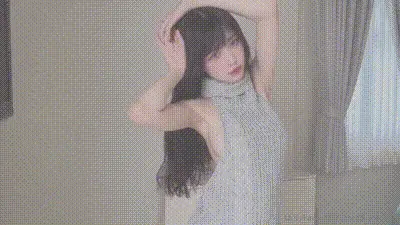 和穿著死庫水美女激情泡泡浴 动图预览