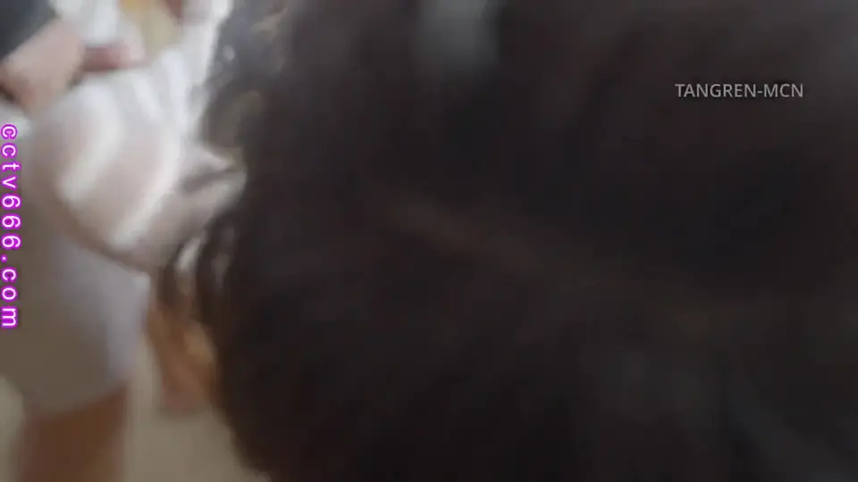 氣質校花只要能給她錢 可以做任何事情