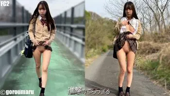 FC2PPV4672939 18歲D杯學生剃光陰毛的小穴露出在野外散步