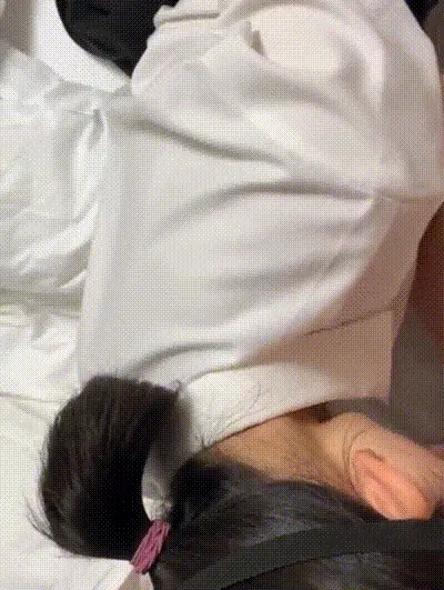 小李約炮清純高中學生 無套破處弄到周圍都是血 动图预览