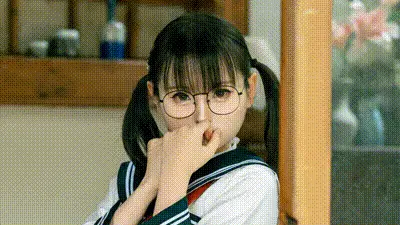 卡哇伊學生妹校服誘人 动图预览