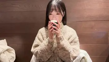FC2PPV4589052 在危險日中出漂亮膚白偶像練習生