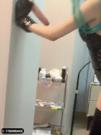 發情中的小母狗非常需要肉棒填滿騷穴 动图预览