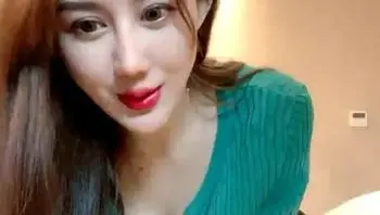 騷氣女主播情不自禁騎上肉棒上 樣子真浪叫聲極誘人